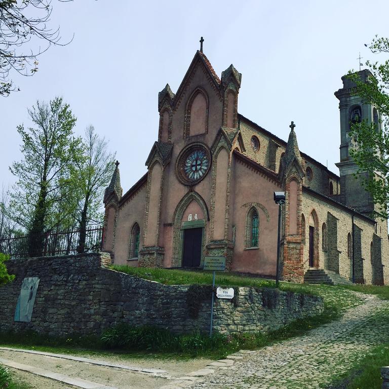 Dimora Storico Romantica Il Sole E La Luna Cerretto Langhe Extérieur photo
