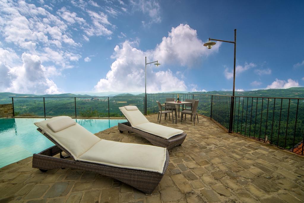 Dimora Storico Romantica Il Sole E La Luna Cerretto Langhe Extérieur photo